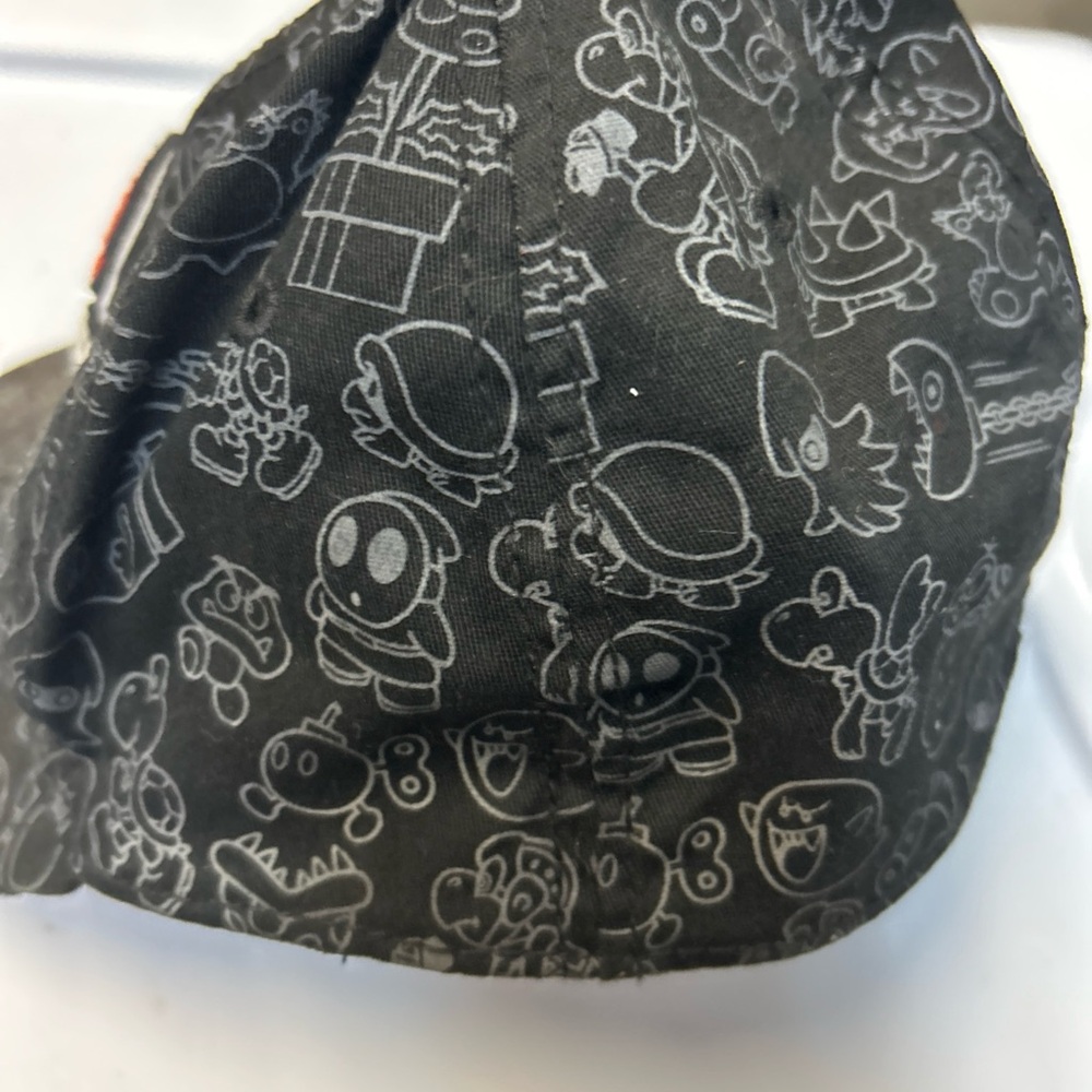 Nintendo Black Super Mario Hat - Picture 4 of 5